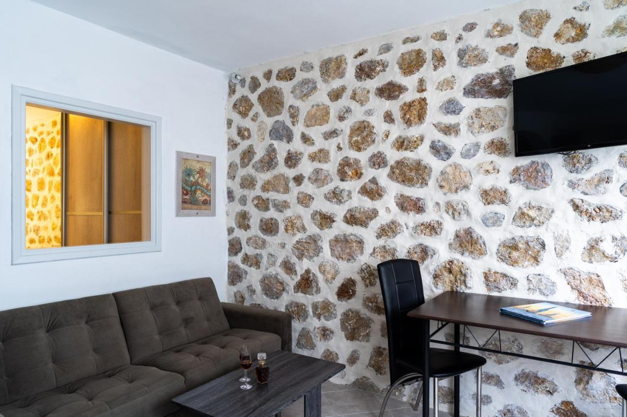 Aroma Cavas Apartment Pýrgos Екстериор снимка