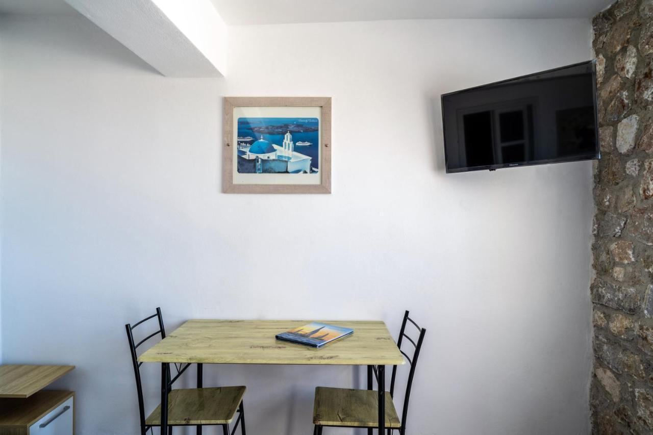 Aroma Cavas Apartment Pýrgos Екстериор снимка